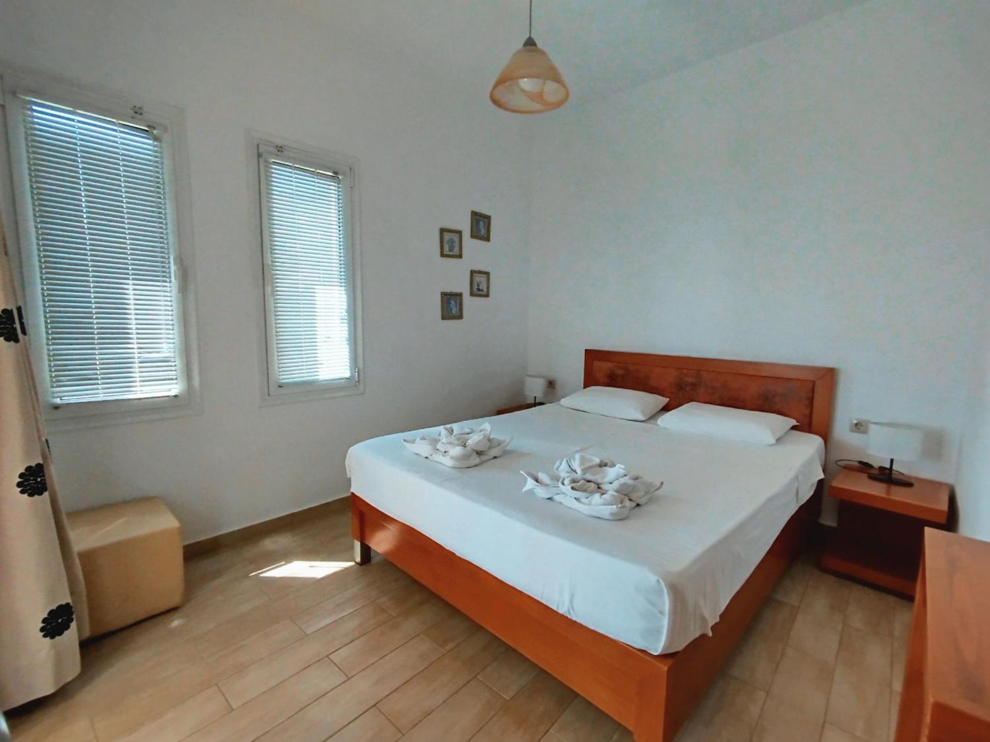 Alexena Apartments アギア・ガリニ エクステリア 写真