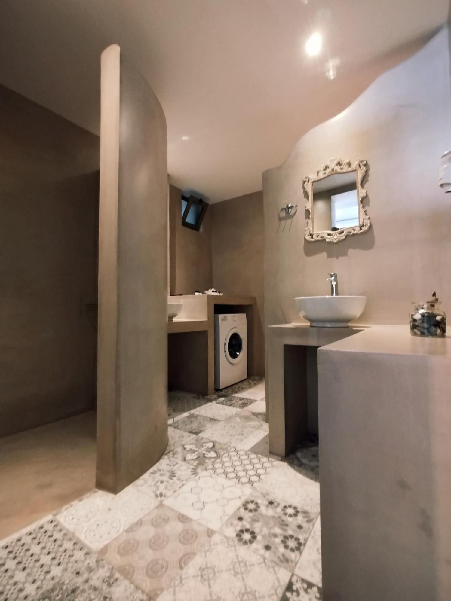 Alexena Apartments アギア・ガリニ エクステリア 写真